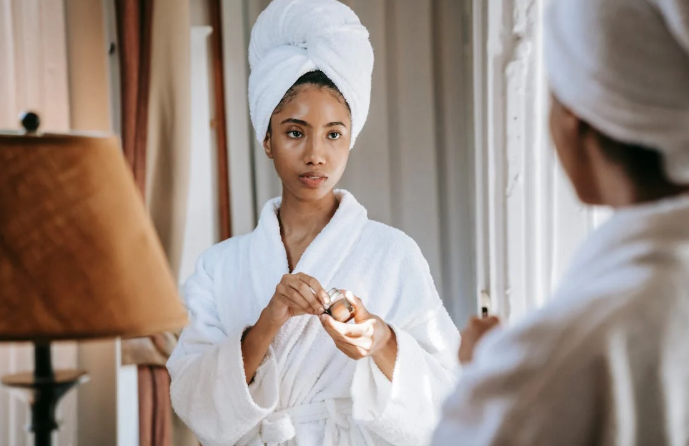 Sensitive skin can make shaving a tricky task. The slightest irritation can cause redness, itching, or discomfort. Many people struggle to find a shaving product that calms the skin rather than aggravates it. Shaving with harsh chemicals often leads to dryness and razor burn. This is where the choice of shaving cream becomes very important. Using the right shaving cream can transform the experience and improve skin health. Defining All-Natural Shaving Cream and Its Importance An all-natural shaving cream is made using ingredients sourced from nature, free from synthetic chemicals, parabens, and artificial fragrances. These creams focus on purity and skin-friendliness. Unlike conventional products loaded with additives, all-natural options nourish the skin gently. They often include plant extracts, essential oils, and natural moisturizers. Choosing an all-natural shaving cream means prioritizing your skin’s well-being while avoiding unnecessary irritants. Gentle Ingredients That Soothe Sensitive Skin Natural shaving creams contain ingredients like aloe vera, shea butter, coconut oil, and chamomile. These elements are known for their soothing properties. Aloe vera, for example, calms inflammation and redness. Shea butter deeply moisturizes without clogging pores. Coconut oil helps maintain skin’s softness and fights bacteria. Together, these ingredients provide a gentle, effective shave without harsh side effects. Reducing Irritation with Natural Moisturizers Moisturization is key during shaving, especially for delicate skin. Dry skin is more prone to nicks and razor burns. All-natural shaving creams are rich in hydrating agents that lock moisture in the skin. Ingredients like jojoba oil and vitamin E not only moisturize but also promote skin healing after shaving. This hydration barrier cushions the skin against the razor’s friction. As a result, shaving feels smoother, and post-shave irritation is significantly reduced. Unlike many conventional creams that can strip natural oils, natural formulations protect and nurture the skin’s moisture balance. All-Natural Shaving Cream Protects Skin Barrier The skin barrier is the outermost layer that shields us from environmental damage. Sensitive skin often has a weakened barrier that lets in irritants easily. Using an all-natural shaving cream helps strengthen this barrier. Ingredients such as calendula and chamomile reduce inflammation and support the skin’s healing process. They repair small cuts and microabrasions caused by shaving. By maintaining the skin’s protective layer, these creams reduce redness and keep skin calm for longer periods. This protective effect is essential for those with sensitive or reactive skin types. Avoiding Harmful Chemicals for Better Skin Health Many traditional shaving creams contain chemicals like parabens, sulfates, and synthetic preservatives. These substances can dry out skin or cause allergic reactions. Over time, they may even disrupt the skin’s natural oil production. Avoiding these chemicals is crucial for anyone with sensitive skin. All-natural shaving creams eliminate these harsh ingredients. Instead, they rely on safer alternatives that are biodegradable and environmentally friendly. This not only benefits your skin but also reduces your ecological footprint. Using products that respect your skin and the planet feels like a small but meaningful step towards better health overall. Conclusion For sensitive skin, the choice of shaving cream matters more than most realize. All-natural shaving cream offers multiple benefits—from calming irritation to protecting the skin barrier. It avoids harmful chemicals and instead uses gentle, nourishing ingredients. Switching to this kind of product can transform your daily shaving routine.