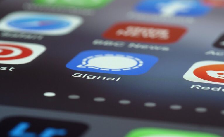 app communication research hub